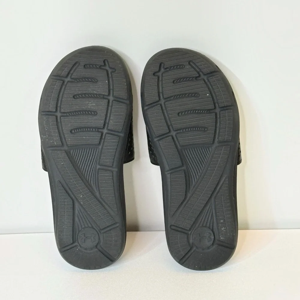 Under Armour Youth Size 3Y Black 4D Foam Slip On Slide Sandals